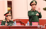 General Phan Van Giang chairs review of modifications to marching movements
